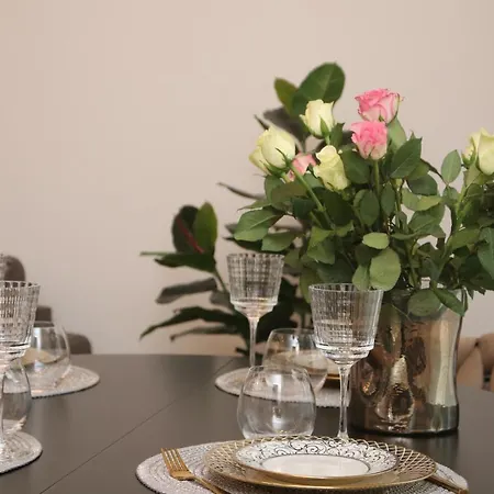 Ambassador 아파트 *