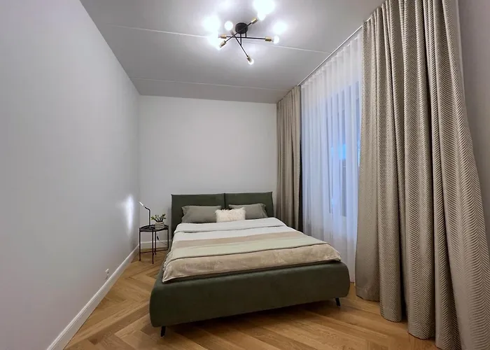 Apartment Ambassador *